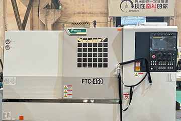 臥式數(shù)控車(chē)床